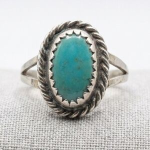 Vintage Navajo Turquoise Sterling Silver Ring – Signed DM Size 4